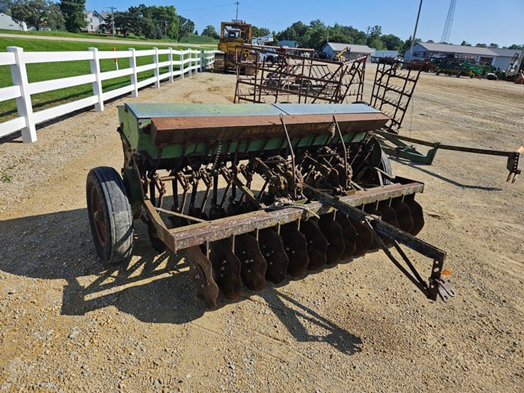 john-deere-8-image-7