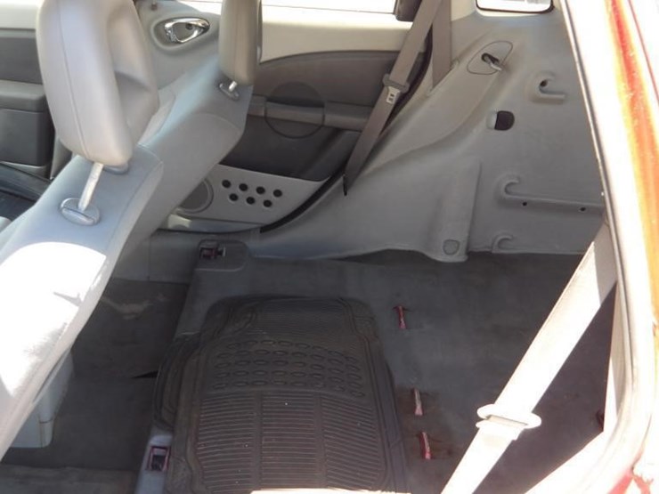2008-chrysler-pt-cruiser-image-19