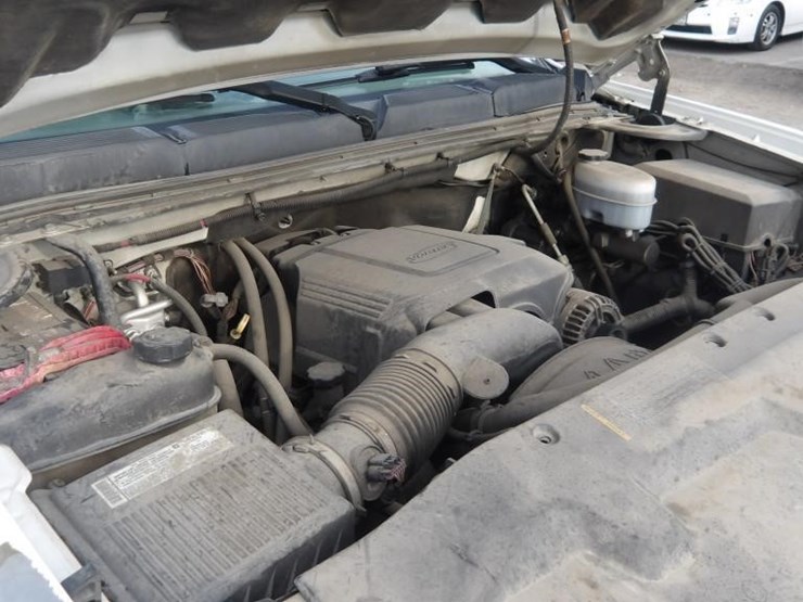 2008-chevrolet-silverado-2500-image-11