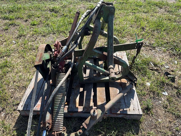 john-deere-350-image-15