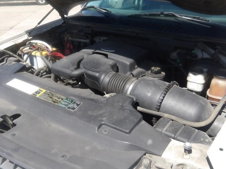 2003-ford-expedition-xlt-image-7