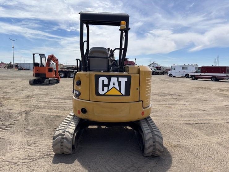 caterpillar-303.5-image-8