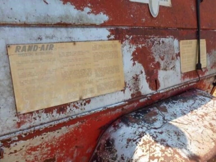 rand-air-85-air-compressor,-single-axle-image-5