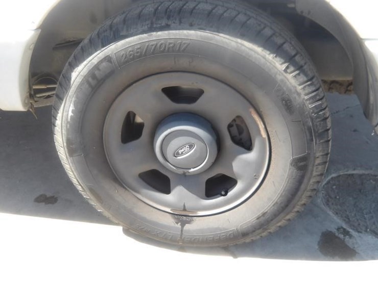 2003-ford-expedition-xlt-image-5