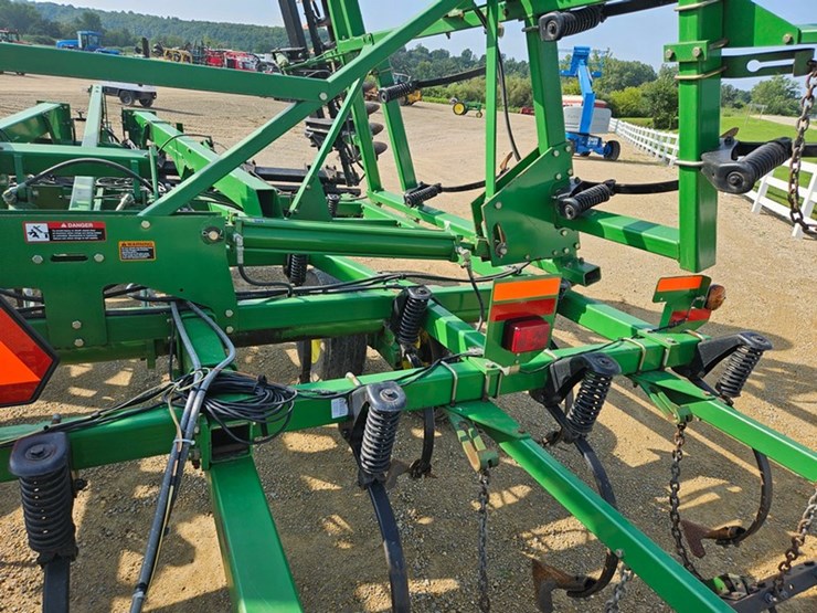 john-deere-726-image-49