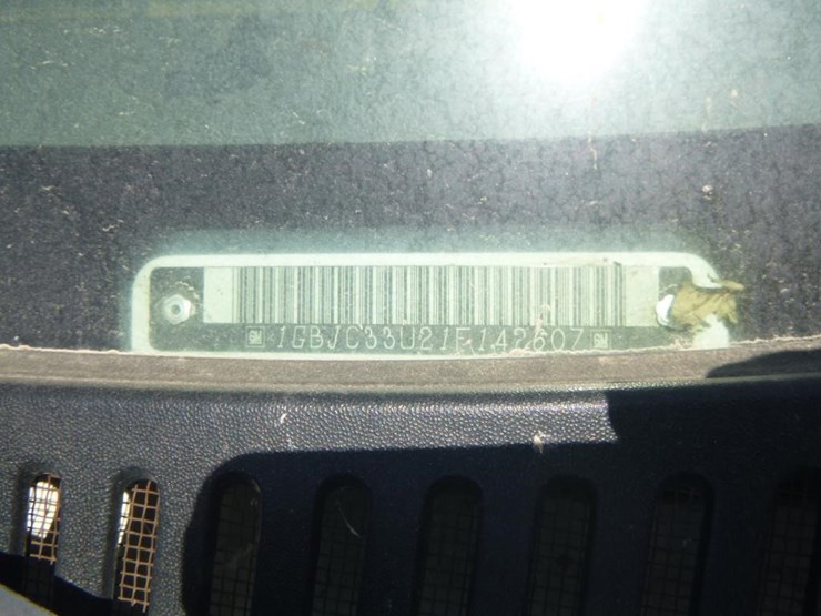 2001-chevrolet-3500-image-36