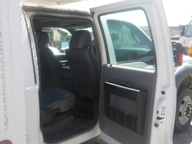 2012-ford-f550-image-15