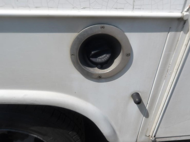 2005-chevrolet-silverado-3500-image-7