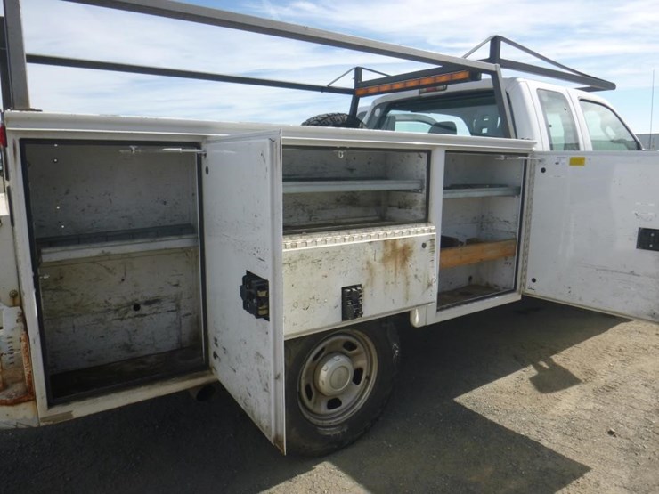 2011-ford-f350-image-9