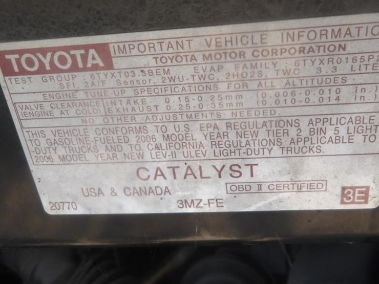 2006-toyota-sienna-le-image-13