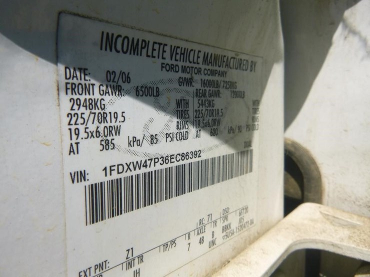 2006-ford-f450-image-44