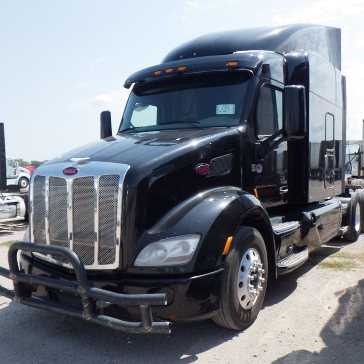 2018 PETERBILT 579