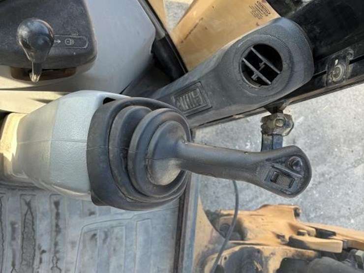 2007-caterpillar-430e-image-32