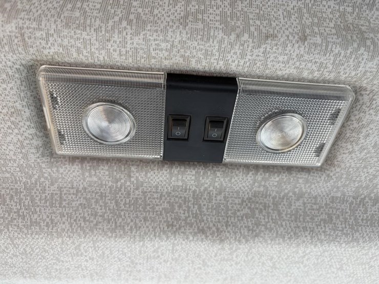 2022-xcmg-xc948u-image-30
