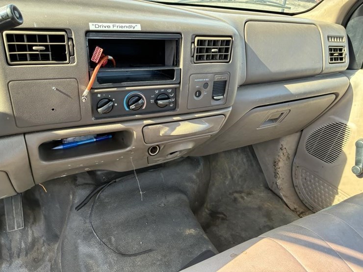 2001-ford-f250-image-19