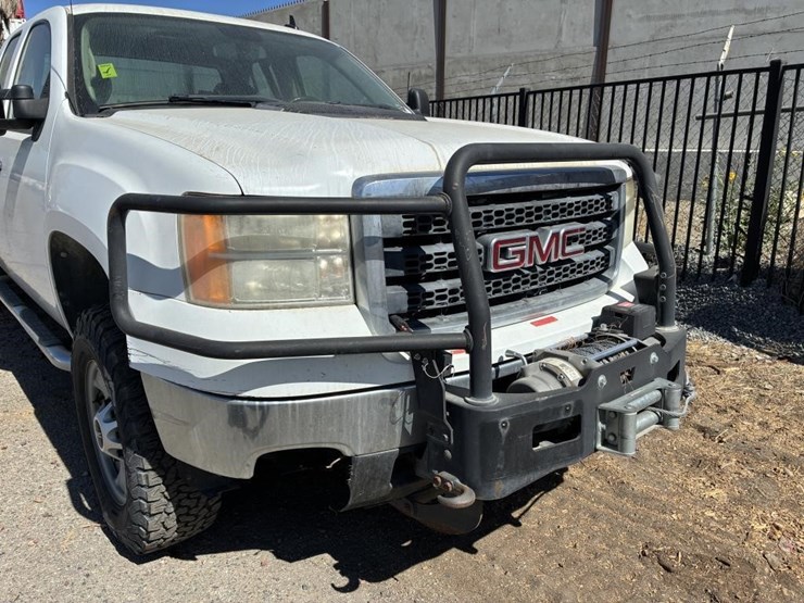 2012-gmc-sierra-2500hd-image-10
