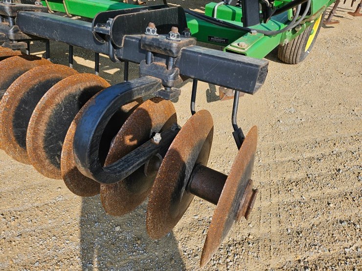 john-deere-726-image-16