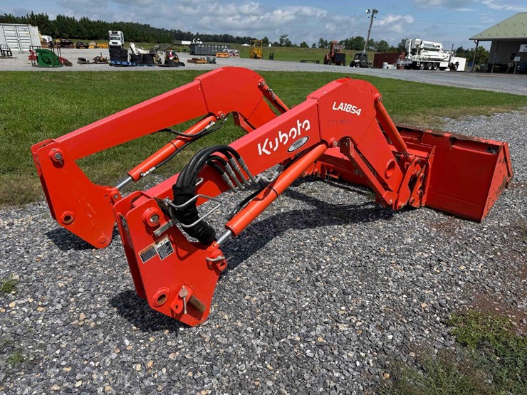 kubota-la1854-image-3