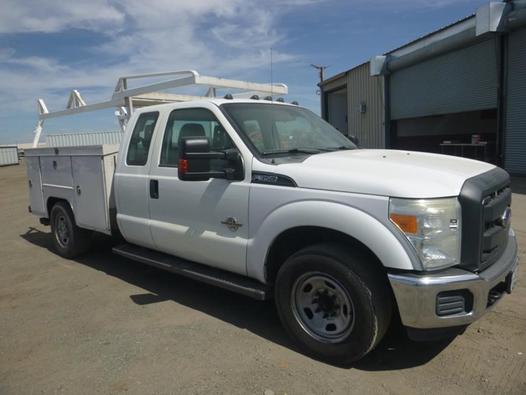 2014-ford-f350-image-2