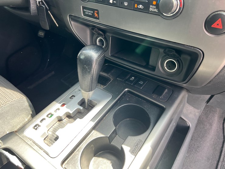 nissan-armada-image-33