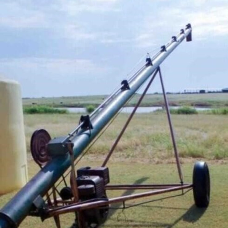 32' SPEED KING GRAIN AUGER, GAS MOTOR, AS IS