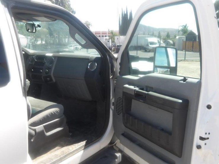 2015-ford-f450-image-15