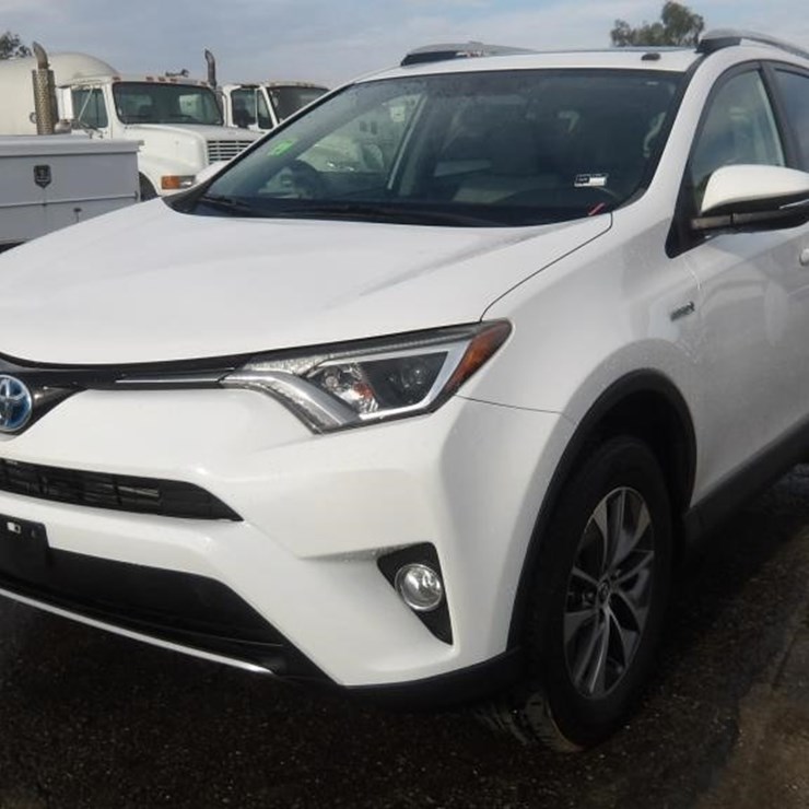 2016 TOYOTA RAV4