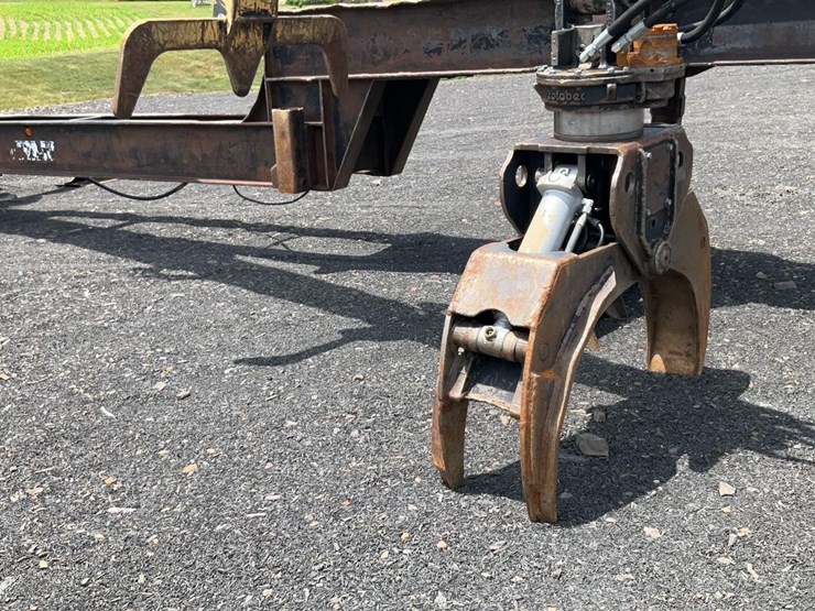 2015-deere-437d-image-55