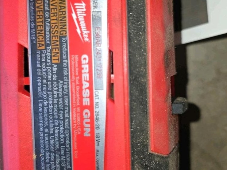 #113-•-milwaukee-grease-gun-image-6
