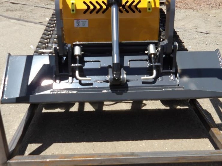 2026-zjz-380-skid-steer-track-loader-image-7