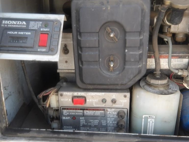 2003-ford-f550-image-26