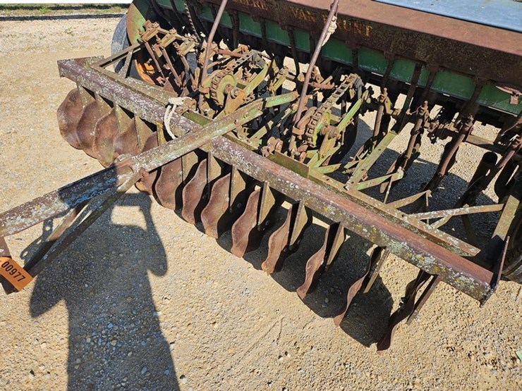 john-deere-8-image-10