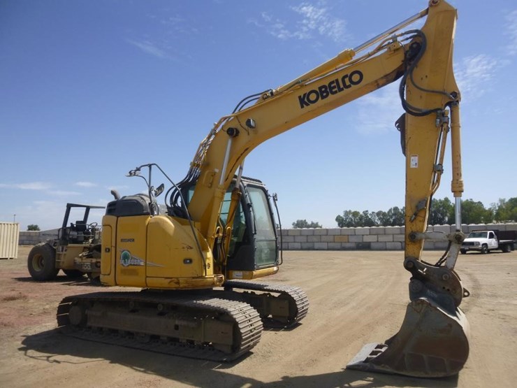 2016-kobelco-sk140sr-lc-5-image-3