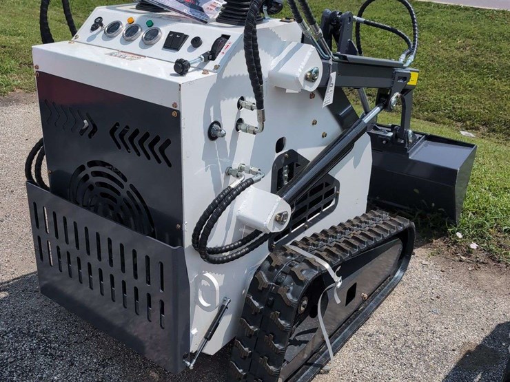 zjg-mini-skid-steer-loader-zj-380-(white)---15hp-image-10