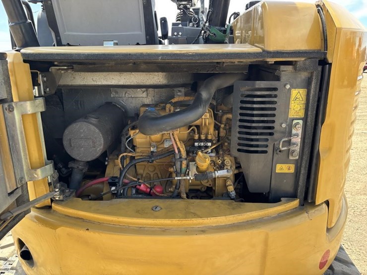 caterpillar-303.5-image-50
