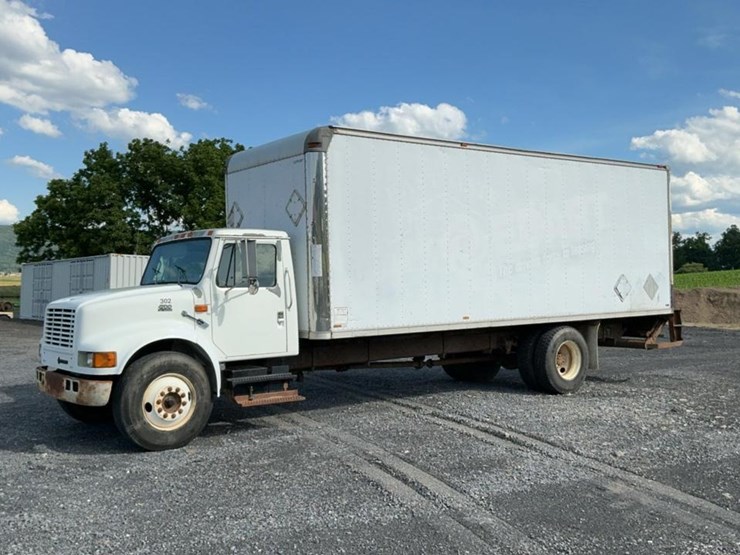 #360-•-1997-international-navistar-box-truck-image-1