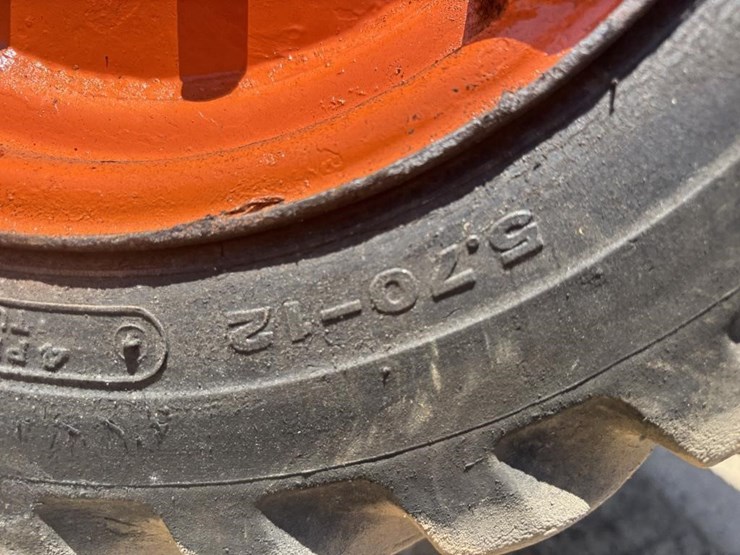 toyota-3sdk-skid-steer-loader-image-15
