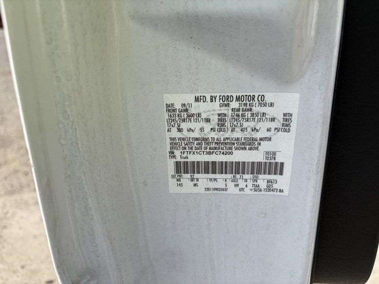 2011-ford-f150-image-21