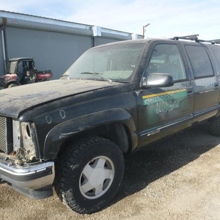1994 CHEVROLET SUBURBAN