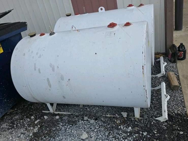 #491-•-300-gallon-fuel-tank-image-1