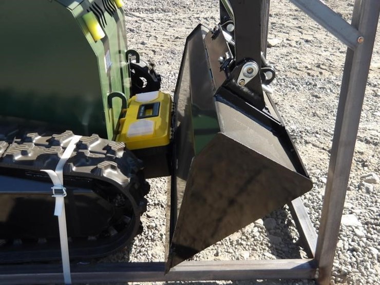 2026-zjz-380-skid-steer-track-loader-image-6