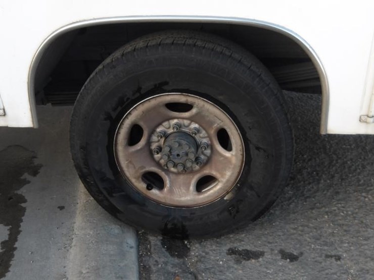 2009-chevrolet-silverado-2500-image-5