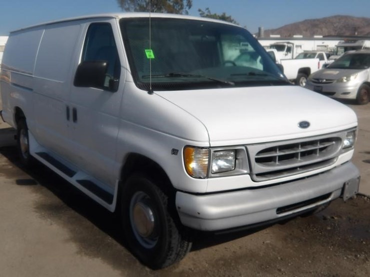 2000-ford-e350-image-2