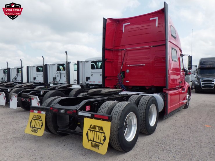 2024-volvo-vnl860-image-8