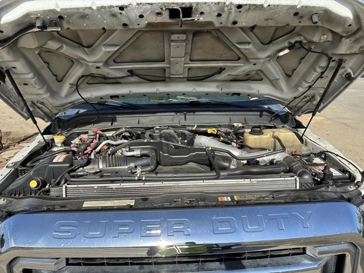 2015-ford-f550-image-10