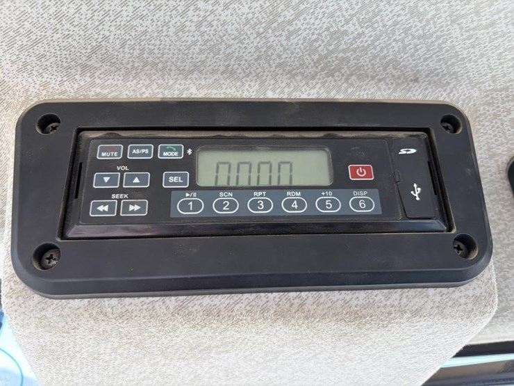 2022-xcmg-xc958u-image-33