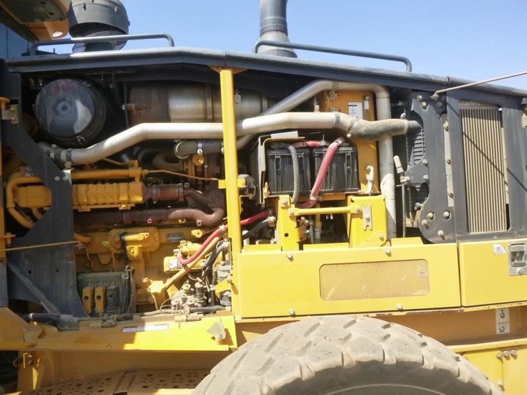 2012-deere-672gp-image-23