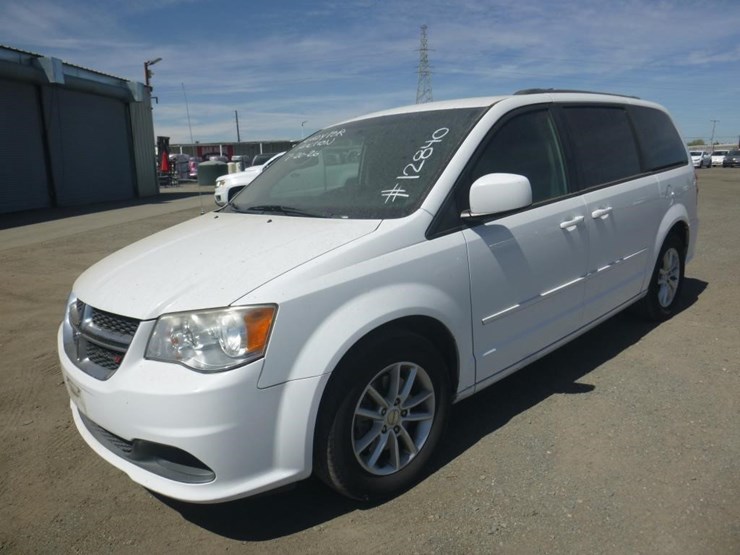 2015-dodge-grand-caravan-image-1