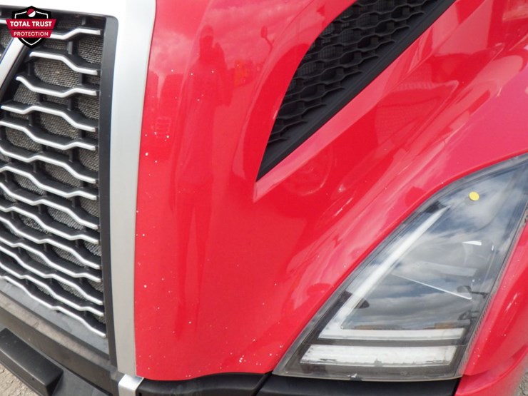 2024-volvo-vnl860-image-3