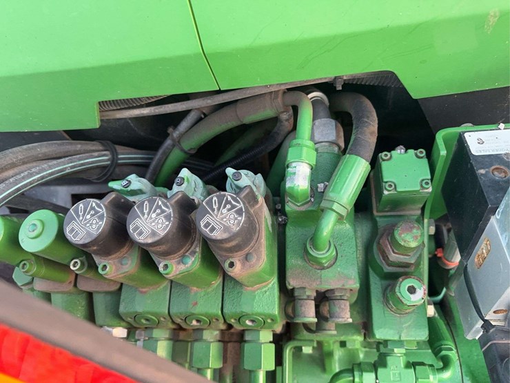 john-deere-7800-image-33